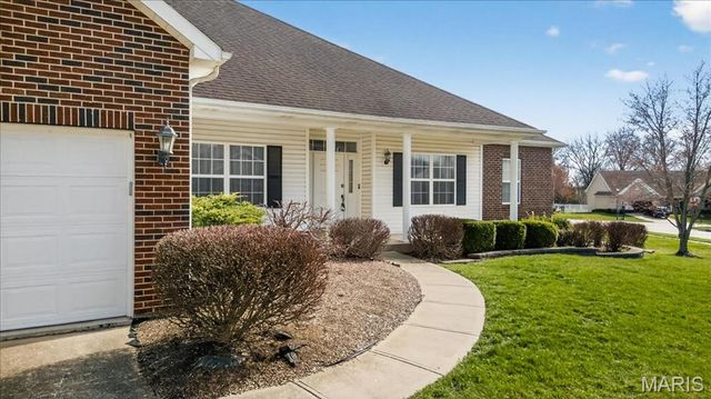 2450 Dunheath Lane, O'fallon, MO 63368