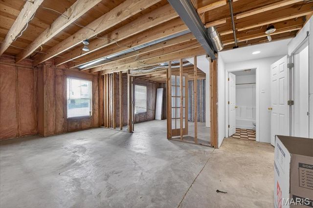 2450 Dunheath Lane, O'fallon, MO 63368