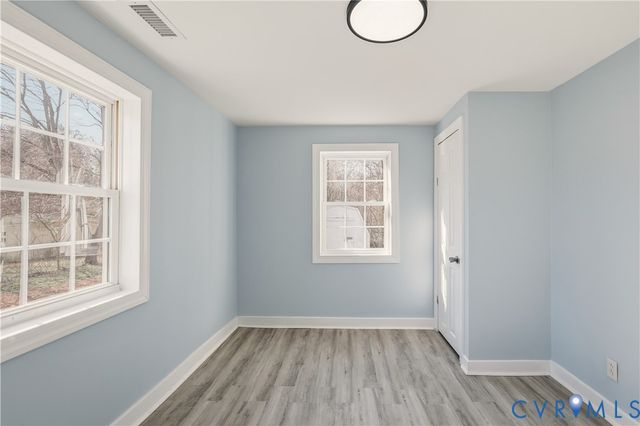 32 Seaboard St, Petersburg, VA 23803