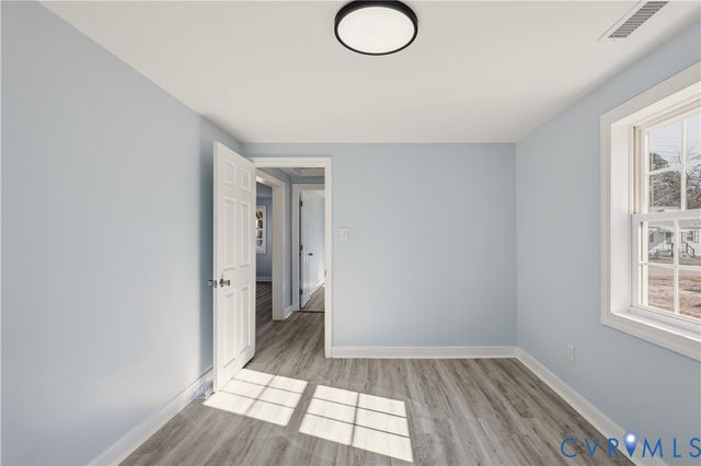 32 Seaboard St, Petersburg, VA 23803