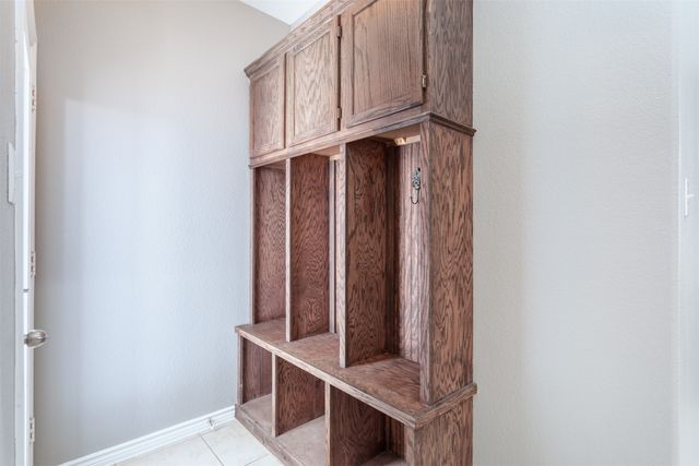 1240 Hayden Lane, Savannah, TX 76227