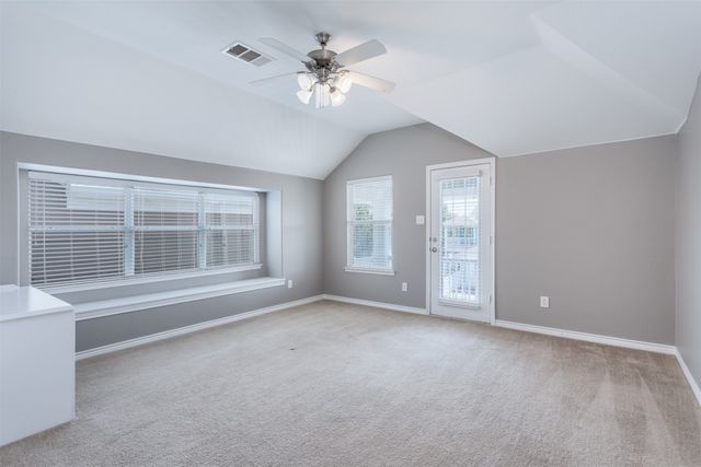 1240 Hayden Lane, Savannah, TX 76227