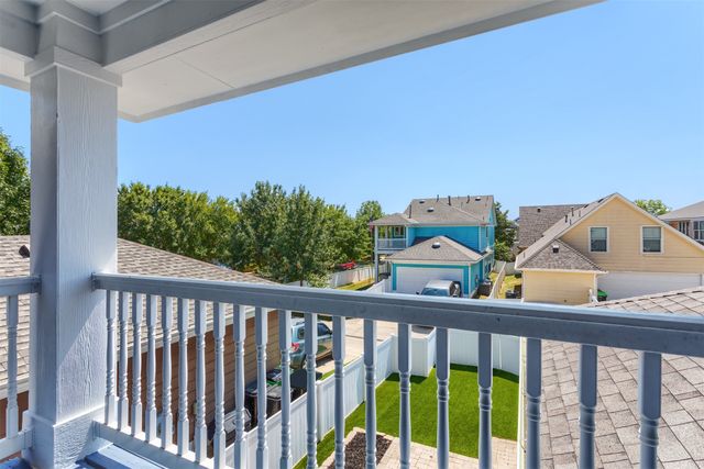 1240 Hayden Lane, Savannah, TX 76227