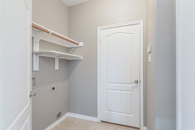 1240 Hayden Lane, Savannah, TX 76227