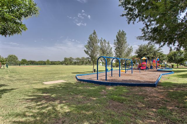 1240 Hayden Lane, Savannah, TX 76227