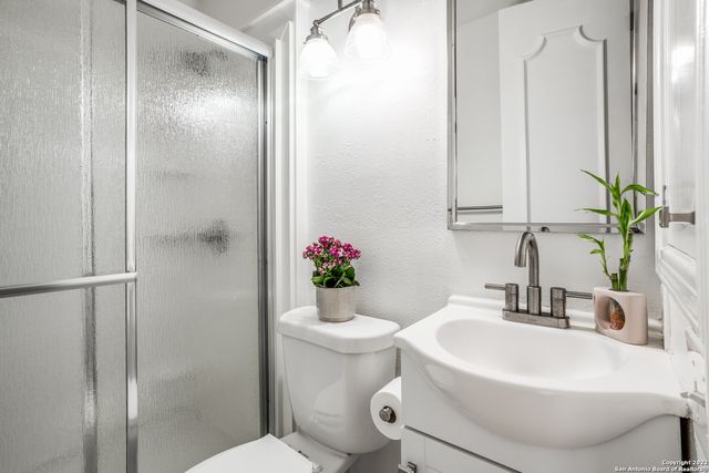 7711 Broadway Apt 27C, San Antonio, TX 78209