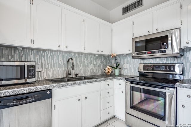 7711 Broadway Apt 27C, San Antonio, TX 78209