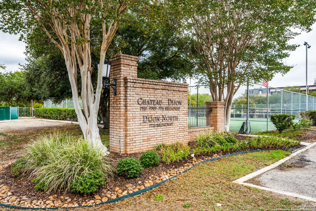 7711 Broadway Apt 27C, San Antonio, TX 78209