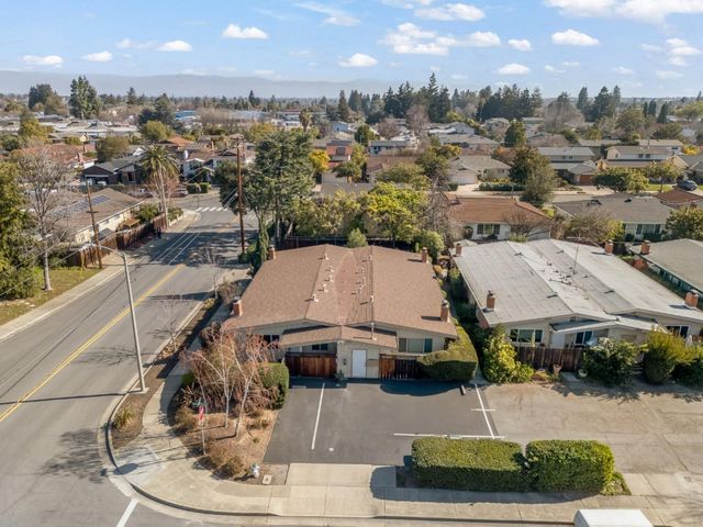 1560 Albatross Drive, Sunnyvale, CA 94087