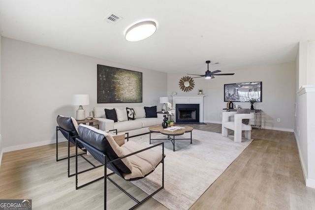 7054 Cavender Drive SW, Atlanta, GA 30331