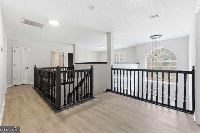 7054 Cavender Drive SW, Atlanta, GA 30331