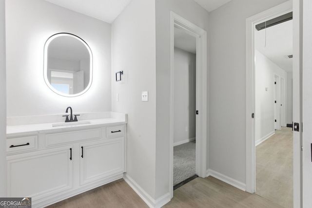 7054 Cavender Drive SW, Atlanta, GA 30331