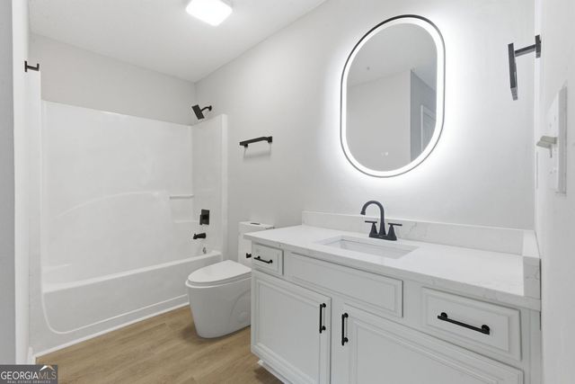 7054 Cavender Drive SW, Atlanta, GA 30331