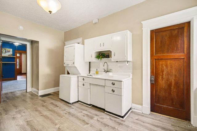 4361 Virginia Avenue, Cincinnati, OH 45223