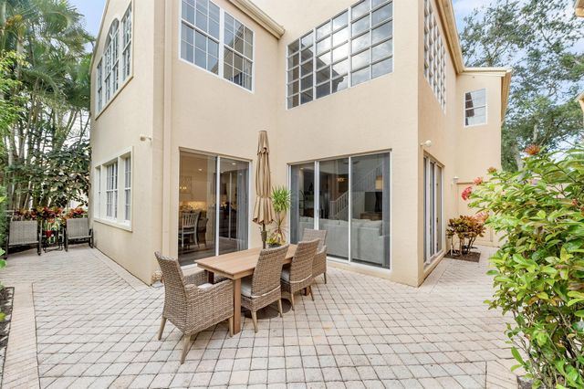 7 Via Tivoli, Palm Beach Gardens, FL 33418