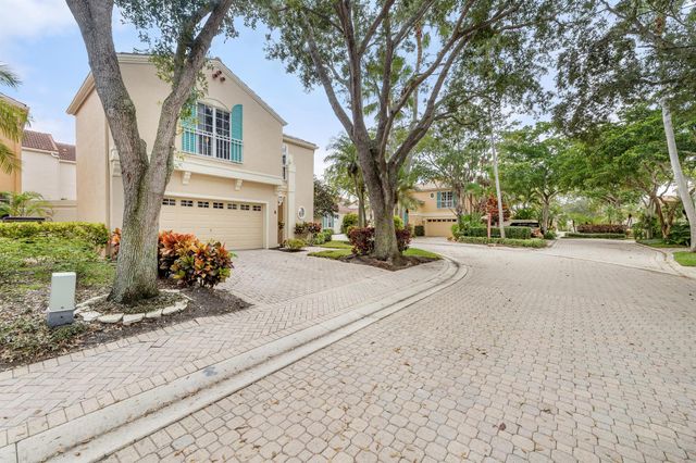 7 Via Tivoli, Palm Beach Gardens, FL 33418