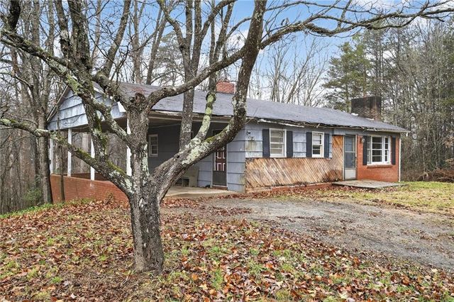 4021 Vestal Road, Jonesville, NC 28642