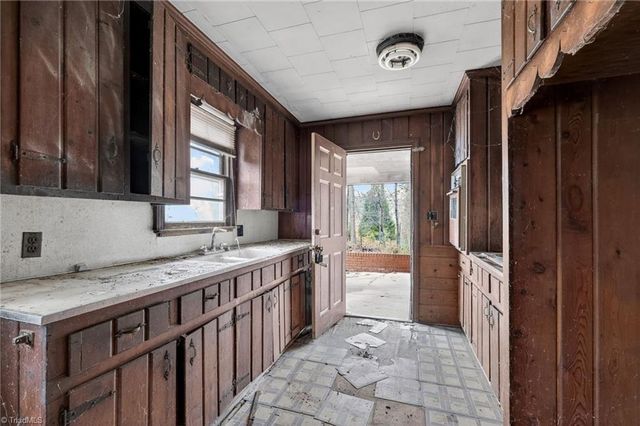 4021 Vestal Road, Jonesville, NC 28642