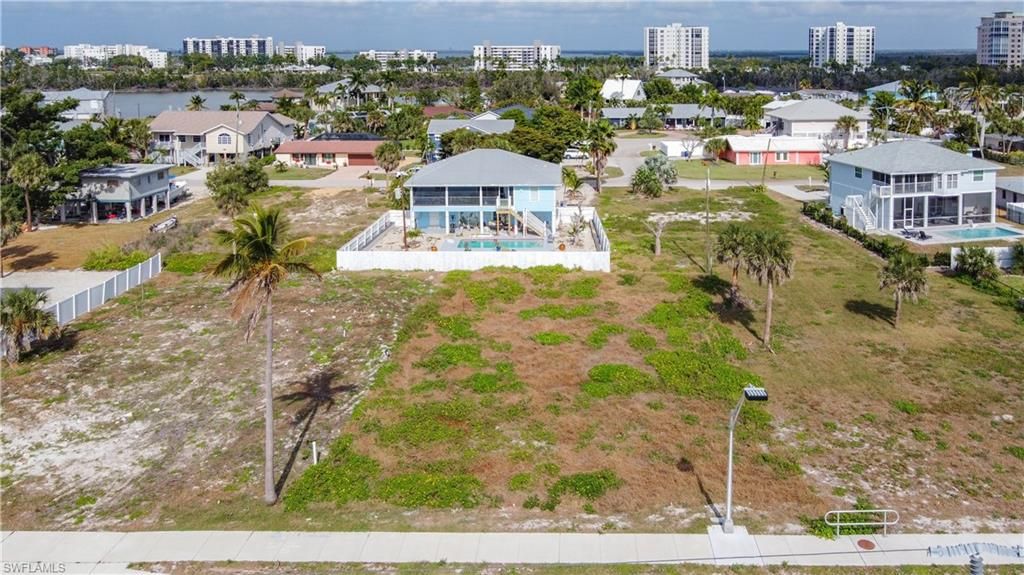 8033 Estero BLVD, FORT MYERS BEACH, FL 33931 — exterior