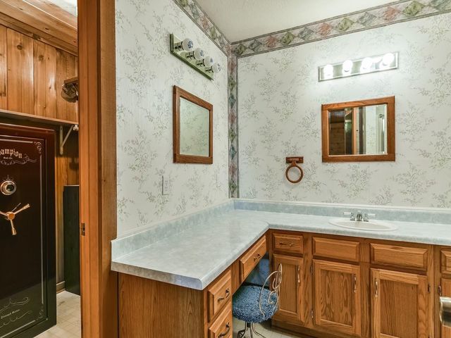 18014 Domino Road, Waller, TX 77484