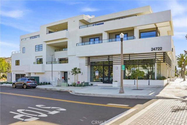 24722 Del Prado 201, Dana Point, CA 92629