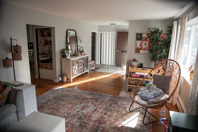 11 Edgehill Rd, Swampscott, MA 01907