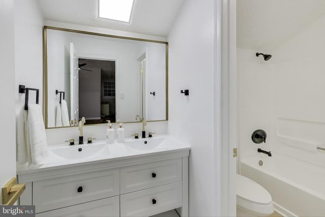 6114 RED SQUIRREL PL, Waldorf, MD 20603