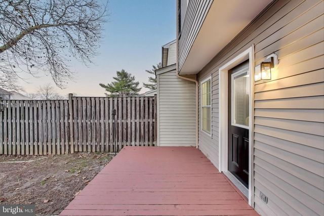 6114 RED SQUIRREL PL, Waldorf, MD 20603