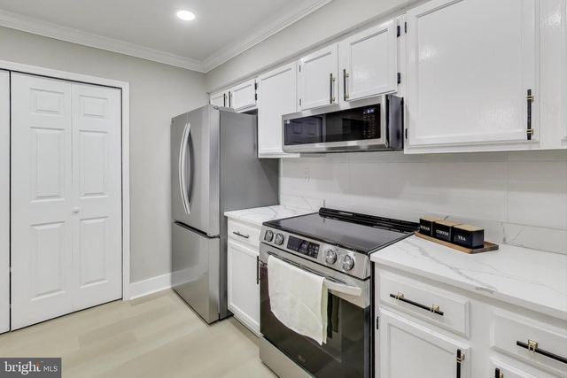 6114 RED SQUIRREL PL, Waldorf, MD 20603