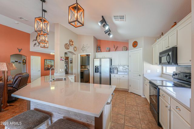 297 N SAN JUAN Trail, Casa Grande, AZ 85194
