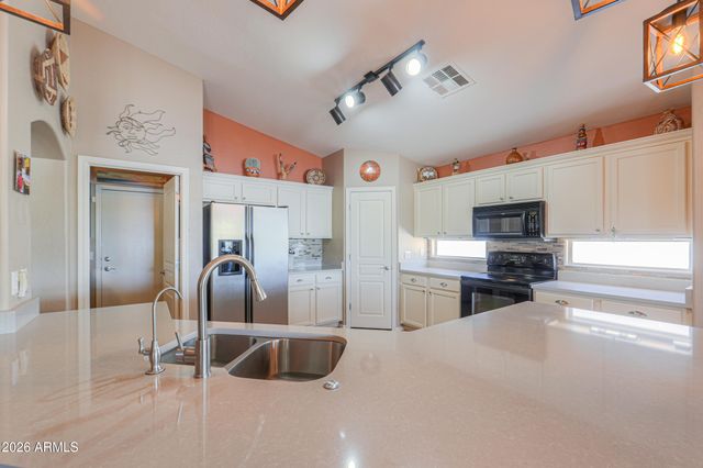 297 N SAN JUAN Trail, Casa Grande, AZ 85194