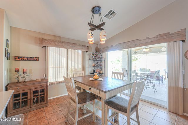 297 N SAN JUAN Trail, Casa Grande, AZ 85194
