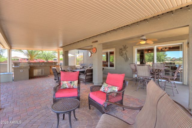 297 N SAN JUAN Trail, Casa Grande, AZ 85194