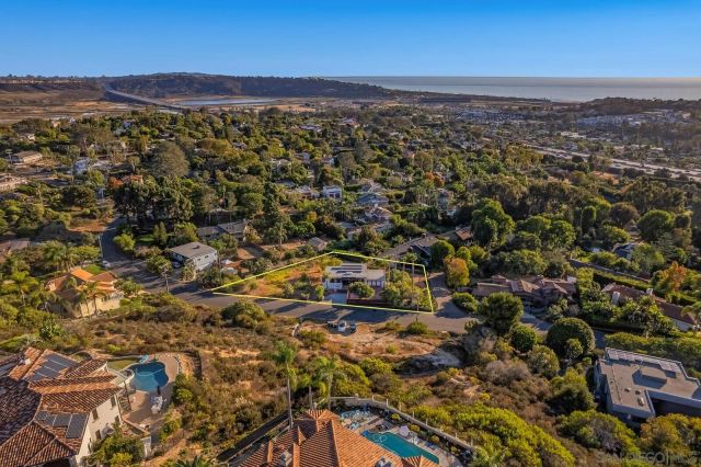 1117 Solana Dr., Del Mar, CA 92014