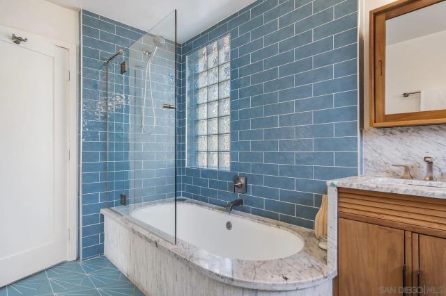 1117 Solana Dr., Del Mar, CA 92014