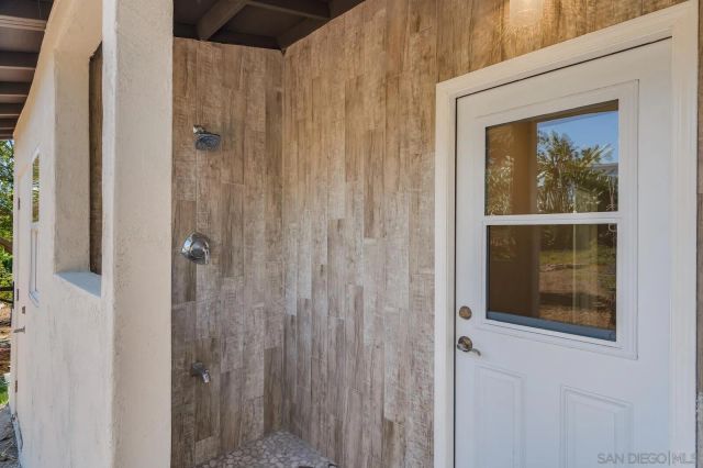 1117 Solana Dr., Del Mar, CA 92014