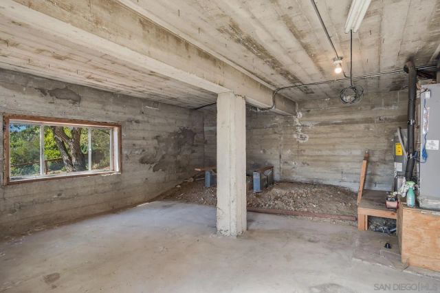 1117 Solana Dr., Del Mar, CA 92014
