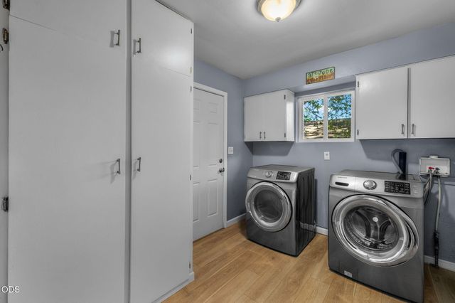 647 NE Lafayette Avenue A, B, Bend, OR 97701