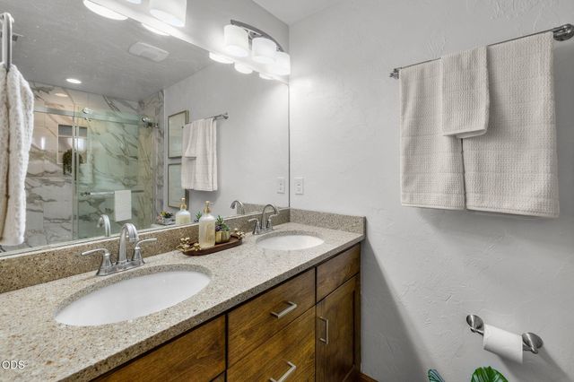 647 NE Lafayette Avenue A, B, Bend, OR 97701