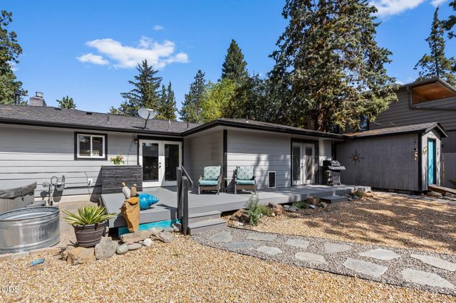 647 NE Lafayette Avenue A, B, Bend, OR 97701