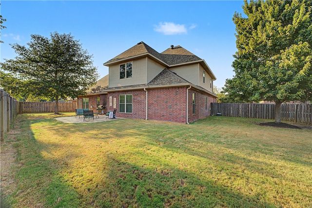 4295 W Coneflower Place, Fayetteville, AR 72704