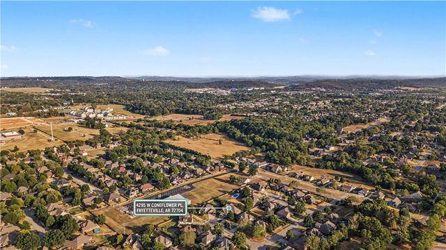 4295 W Coneflower Place, Fayetteville, AR 72704