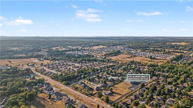 4295 W Coneflower Place, Fayetteville, AR 72704