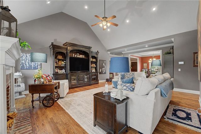 4295 W Coneflower Place, Fayetteville, AR 72704
