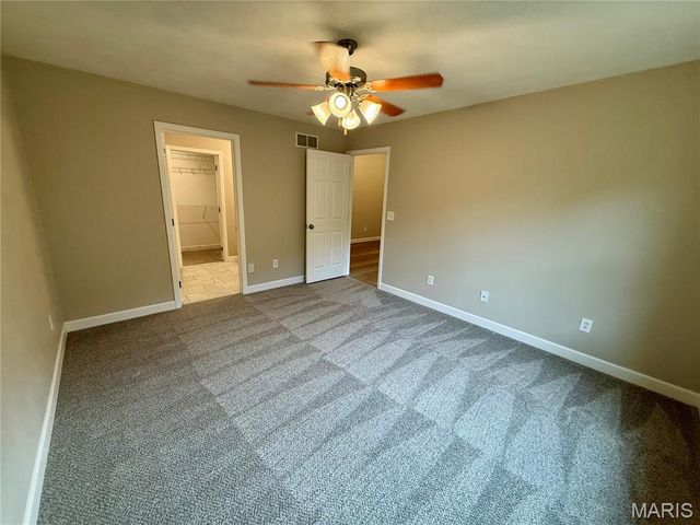 1920 Hawksbill, Belleville, IL 62223