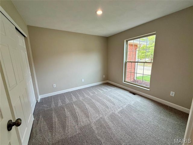 1920 Hawksbill, Belleville, IL 62223