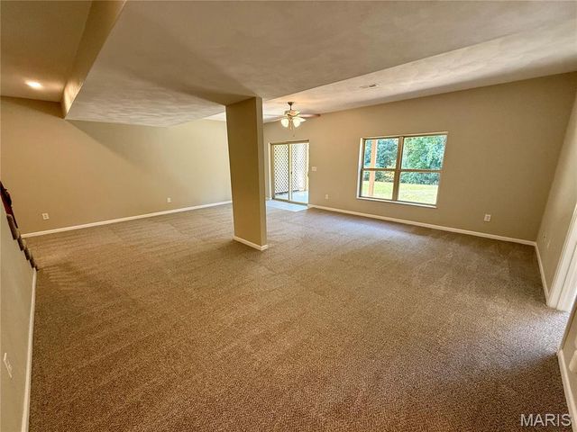 1920 Hawksbill, Belleville, IL 62223