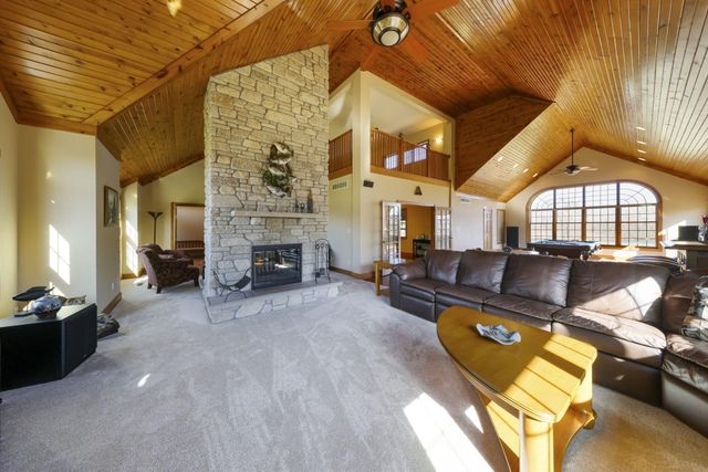 1137 N 475 E, Chesterton, IN 46304