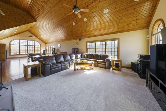 1137 N 475 E, Chesterton, IN 46304