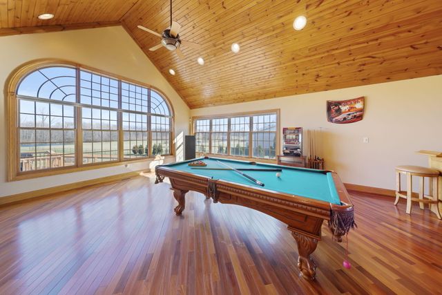 1137 N 475 E, Chesterton, IN 46304